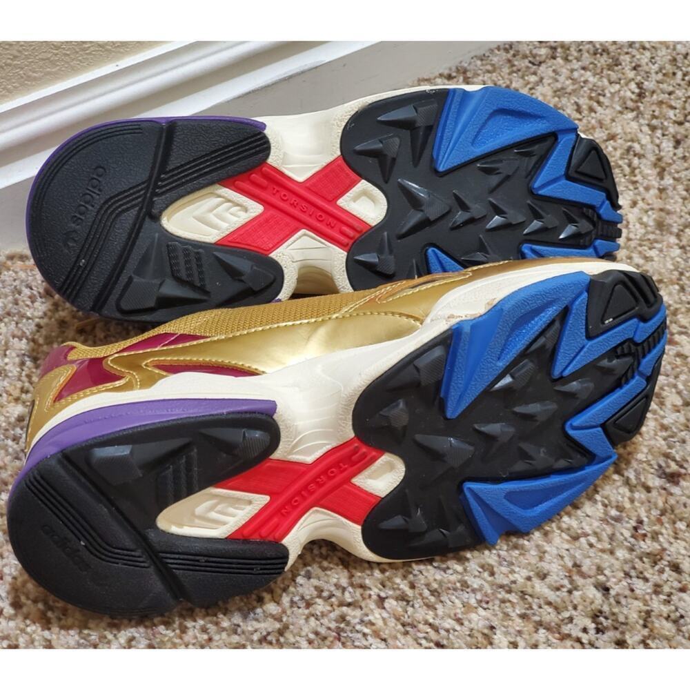 Adidas Falcon Women’s Sneakers Gold Metallic Size 7.5 US (Art CG6247) - Picture 9 of 9